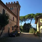 Paola 3* Siena