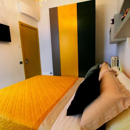Paola Bed & Breakfast 3*