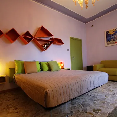 Paola Bed & Breakfast 3*