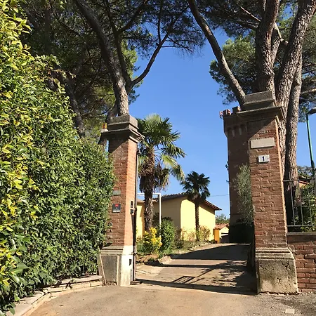 Paola Bed & Breakfast Siena