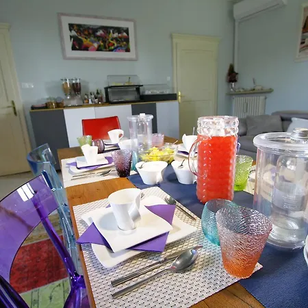 Paola Bed & Breakfast 3*