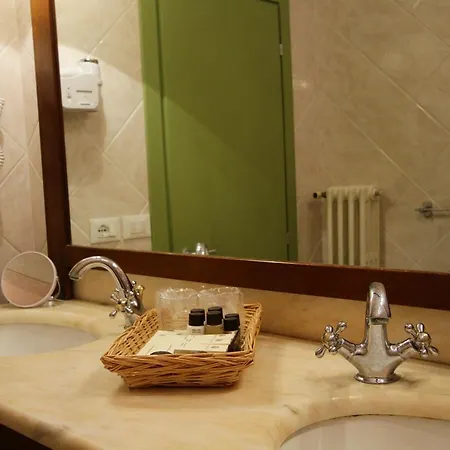 Paola Bed & Breakfast