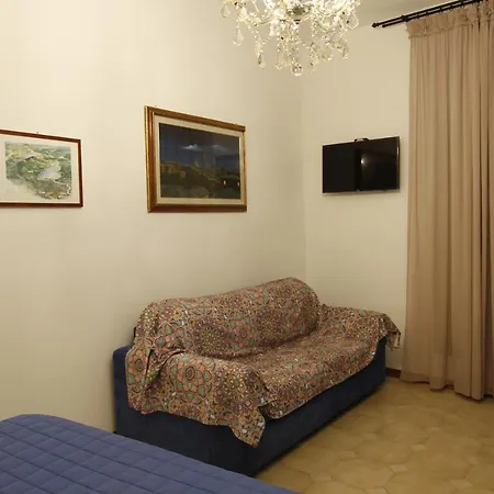 Paola Bed & Breakfast Siena