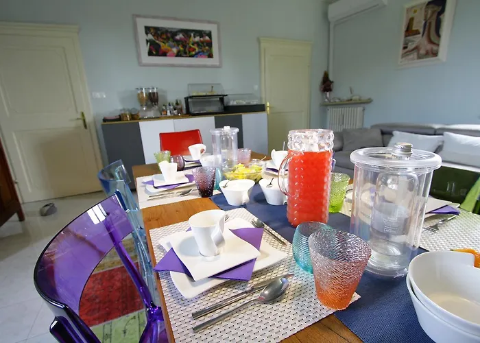 Paola Bed & Breakfast 3*